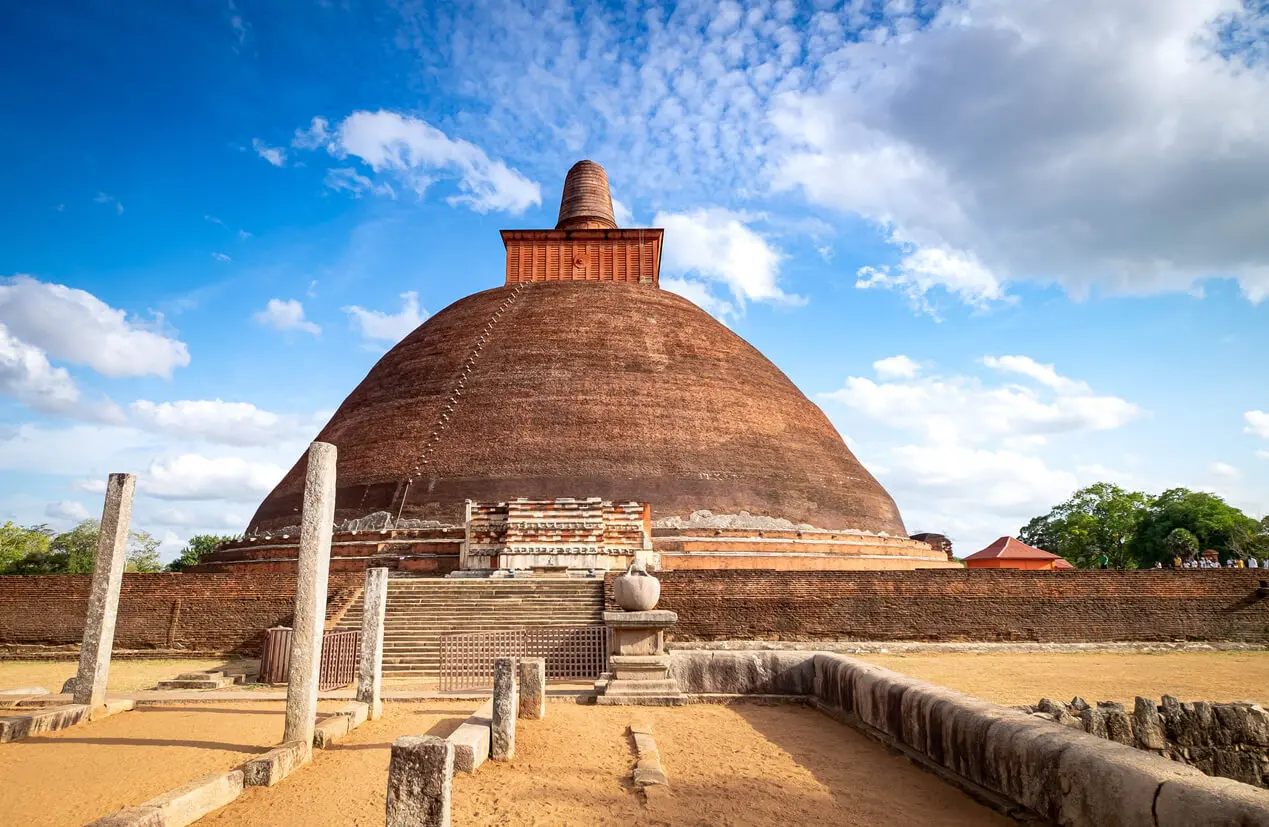 Anuradhapura Day Tour – Sri Lanka Day Tour