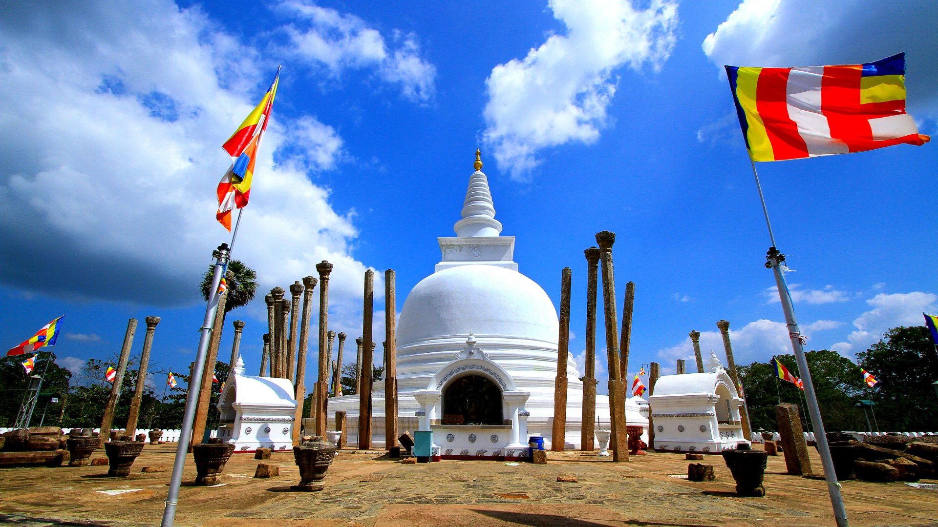 Thuparama Dagoba ancient stupa